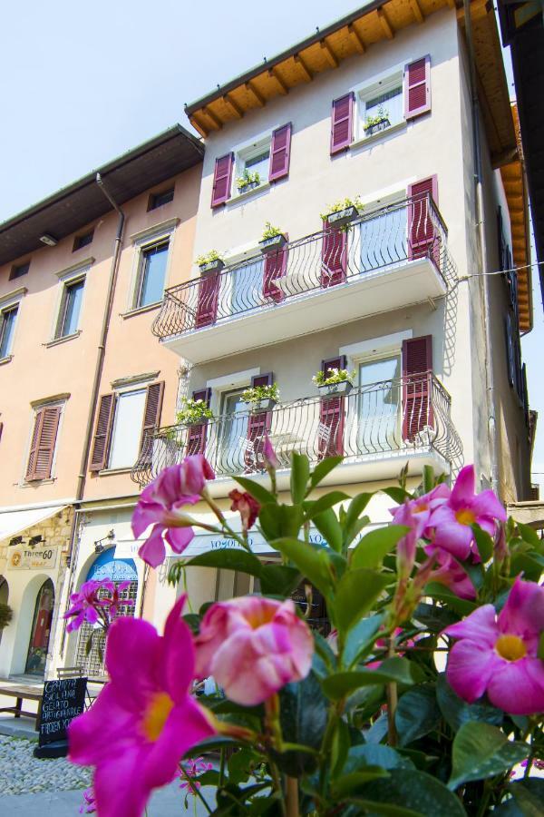 La Quadra Suites - Central Apartments In Iseo With Daily Housekeeping Kültér fotó